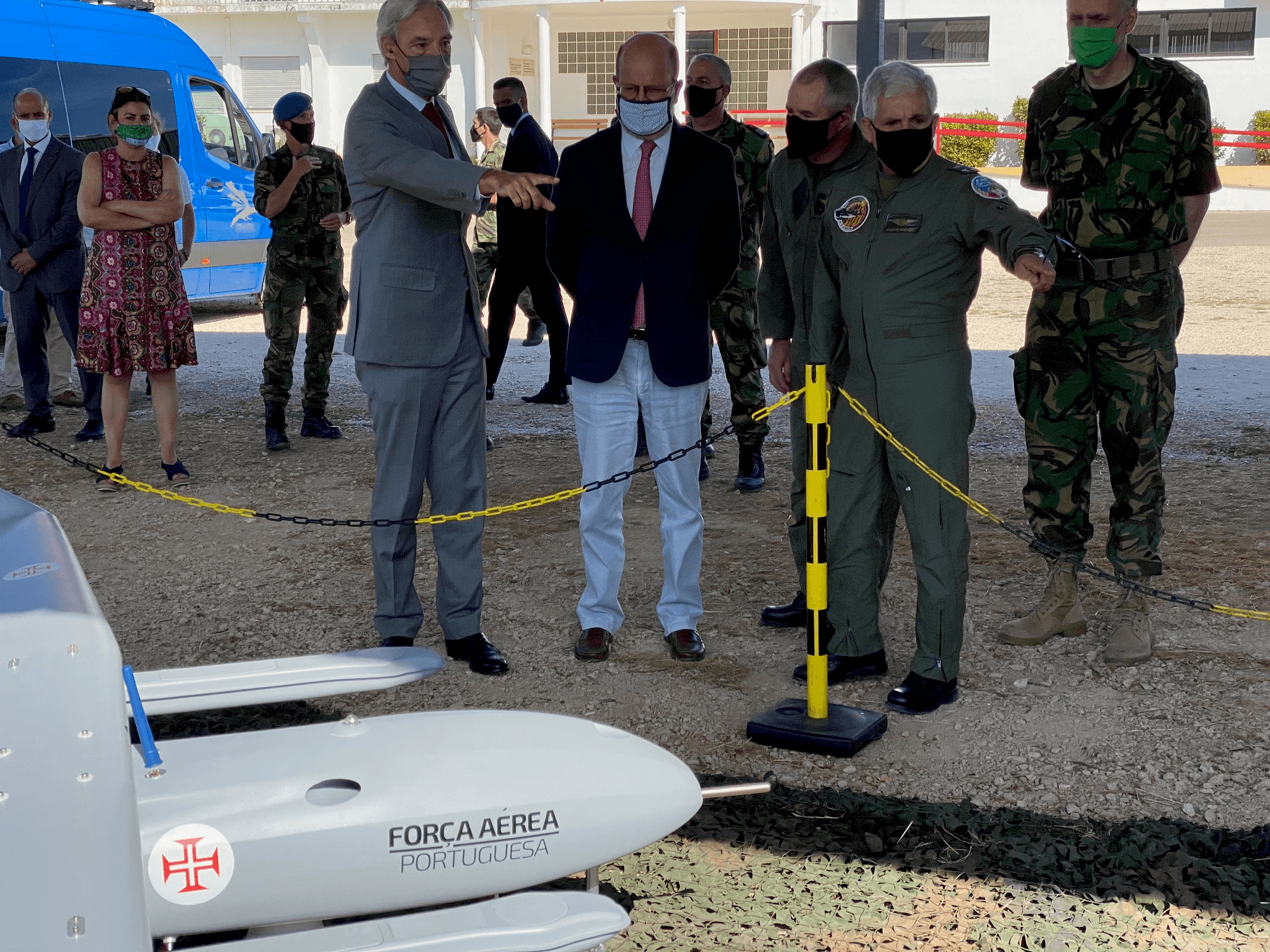Ministros da Defesa Nacional, João Gomes Cravinho, do Ambiente e Ação Climática, Matos Fernandes, e Secretária de Estado Patrícia Gaspar, na apresentação dos drones de vigilância florestal, Lousã, 4 agosto 2020 (Foto: João Bica)