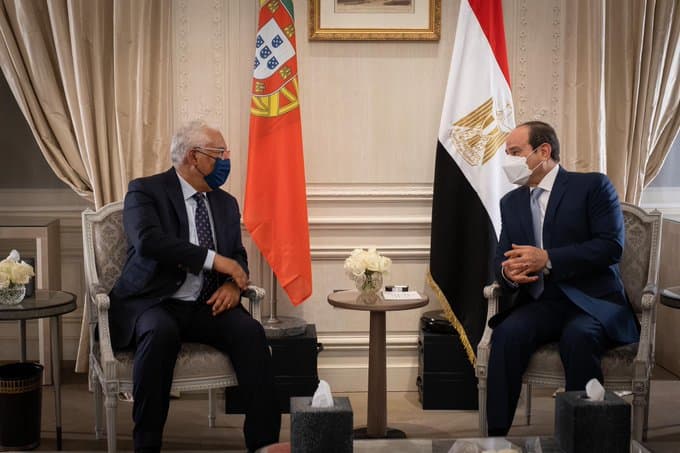 Primeiro-Ministro António Costa com o Presidente da República do Egipto, Abdul Fatah Al-Sisi, Paris, 18 maio 2021