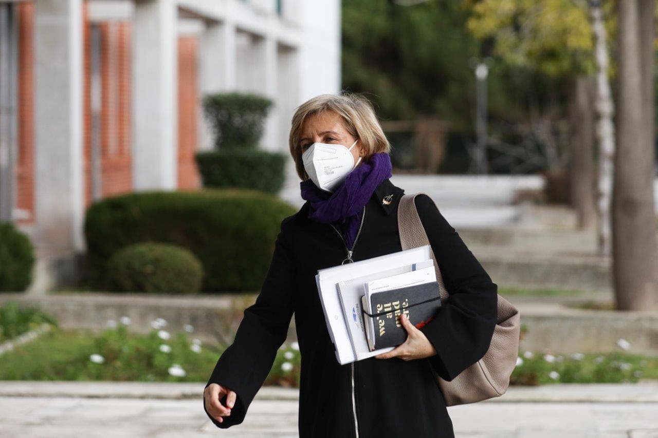 Ministra da Saúde, Marta Temido, à chegada para a reunião sobre a situação epidemiológica, Lisboa, 16 fevereiro 2022 (foto: António Cotrim/Lusa)