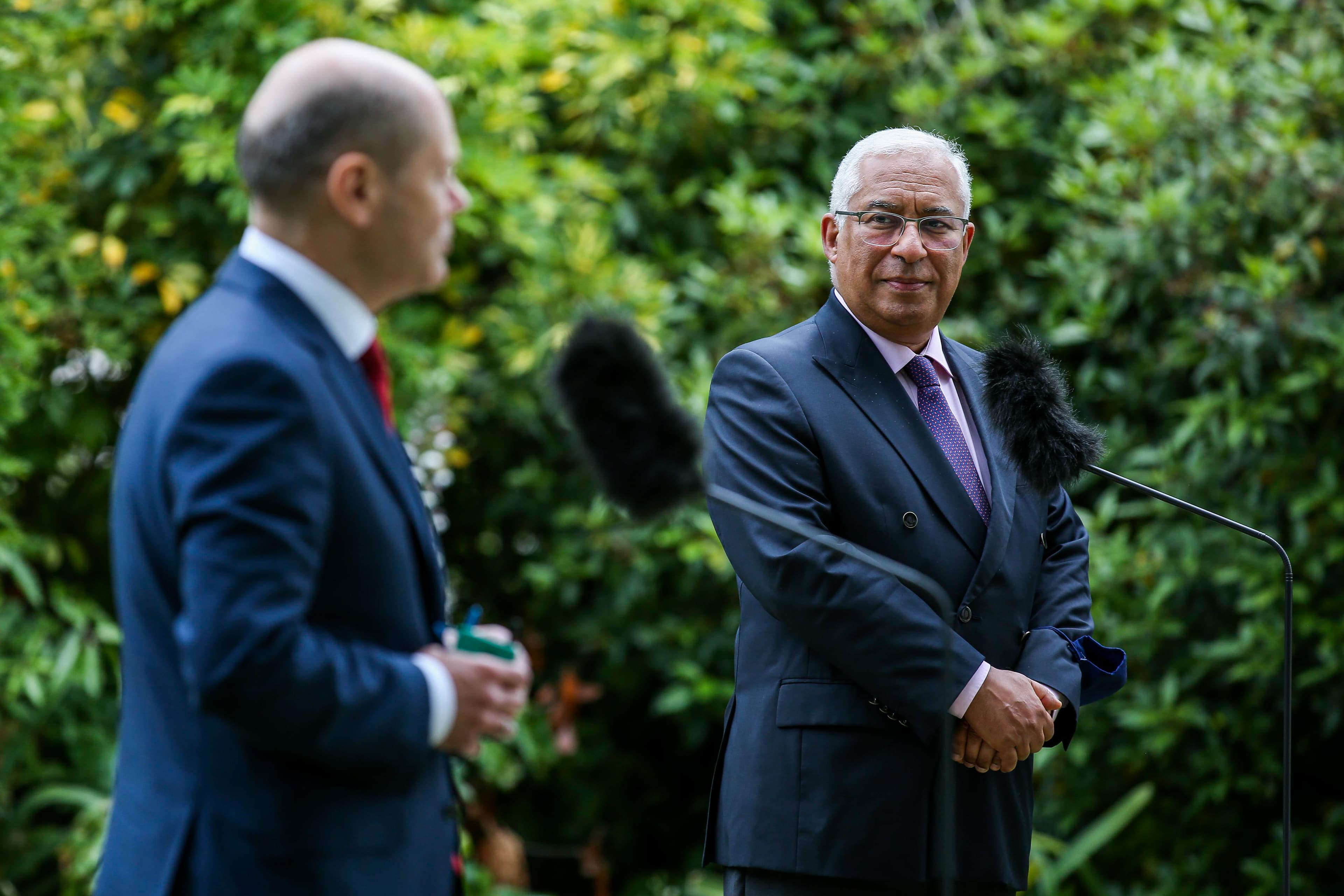 Primeiro-Ministro António Costa e Vice-Chanceler da Alemanha, Olaf Scholz, durante a conferência de imprensa conjunta, Lisboa, 22 maio 2021 (Foto: Nuno Fox/Lusa)