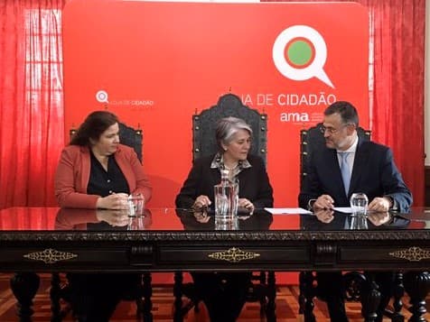 Ministra da Modernização do Estado e da Administração Pública, Alexandra Leitão, na transferência da gestão da Loja de Cidadão para a Câmara Municipal de Freixo de Espada à Cinta, no âmbito do Governo Mais Próximo em Bragança, 26 fevereiro 2020