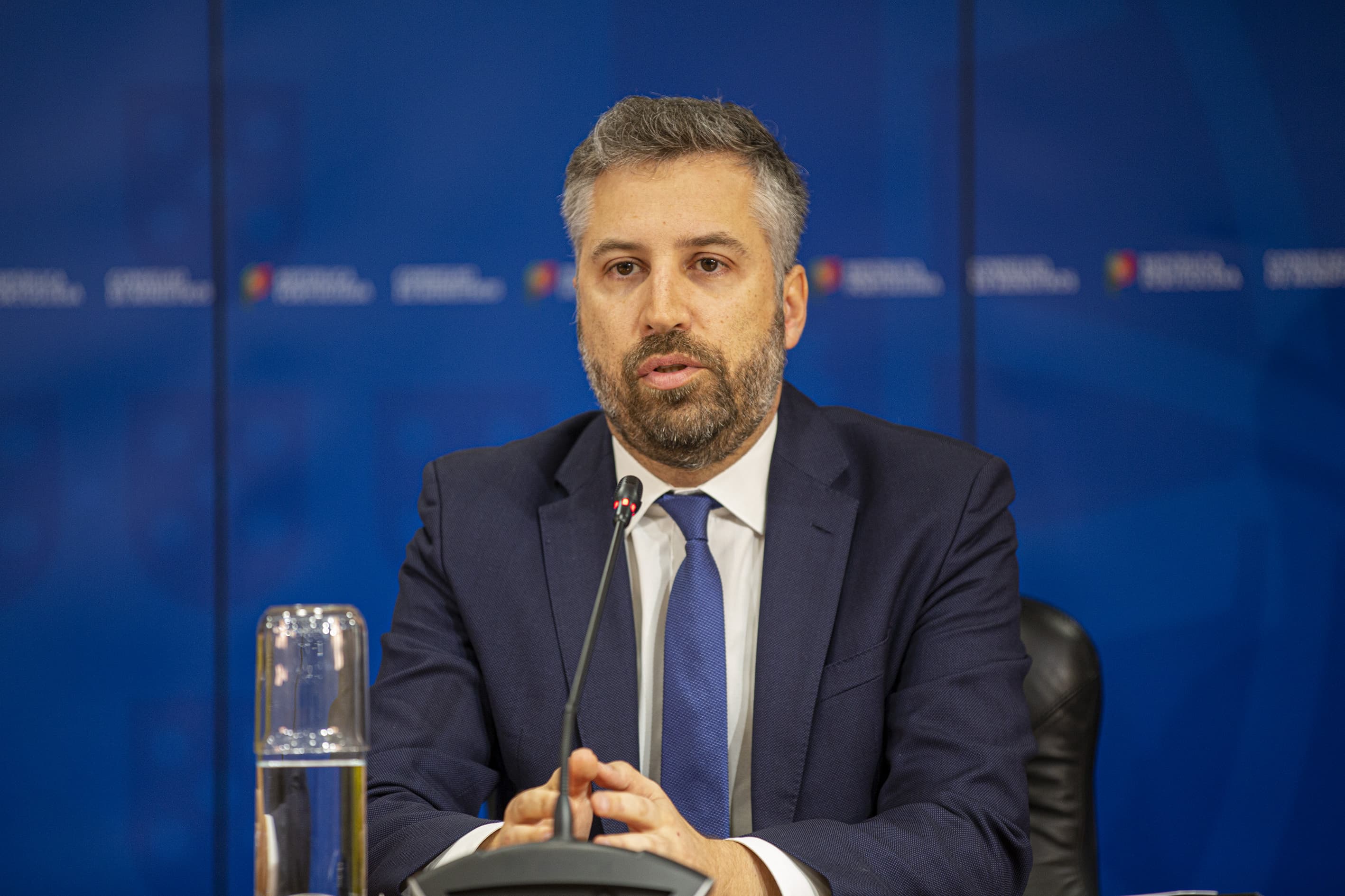 Ministro das Infraestruturas e da Habitação, Pedro Nuno Santos, na conferência de imprensa do Conselho de Ministros, 19 dezembro 2019 (Foto: João Bica)