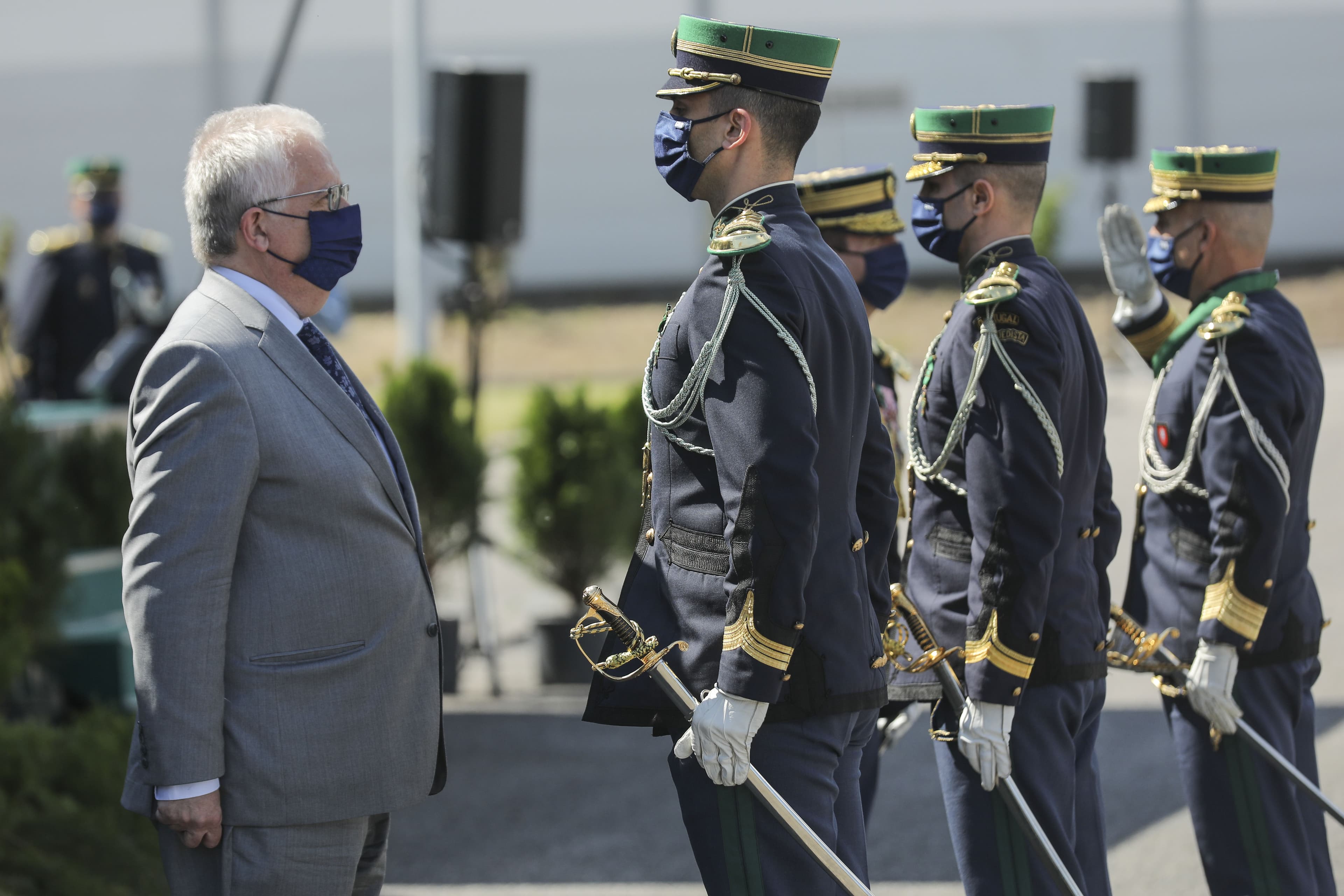 Ministro da Administração Interna, Eduardo Cabrita, na cerimónia militar do 110.º aniversário da Guarda Nacional Republicana, Queluz, 3 maio 2021 (Foto: Miguel A. Lopes/Lusa)