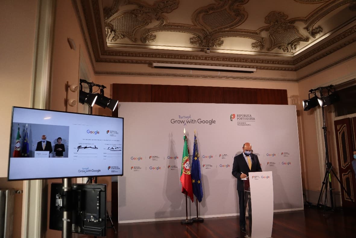 Ministro de Estado, da Economia e da Transição Digital, Pedro Siza Vieira, na assinatura do memorando de entendimento entre Governo e Google, 29 setembro 2020