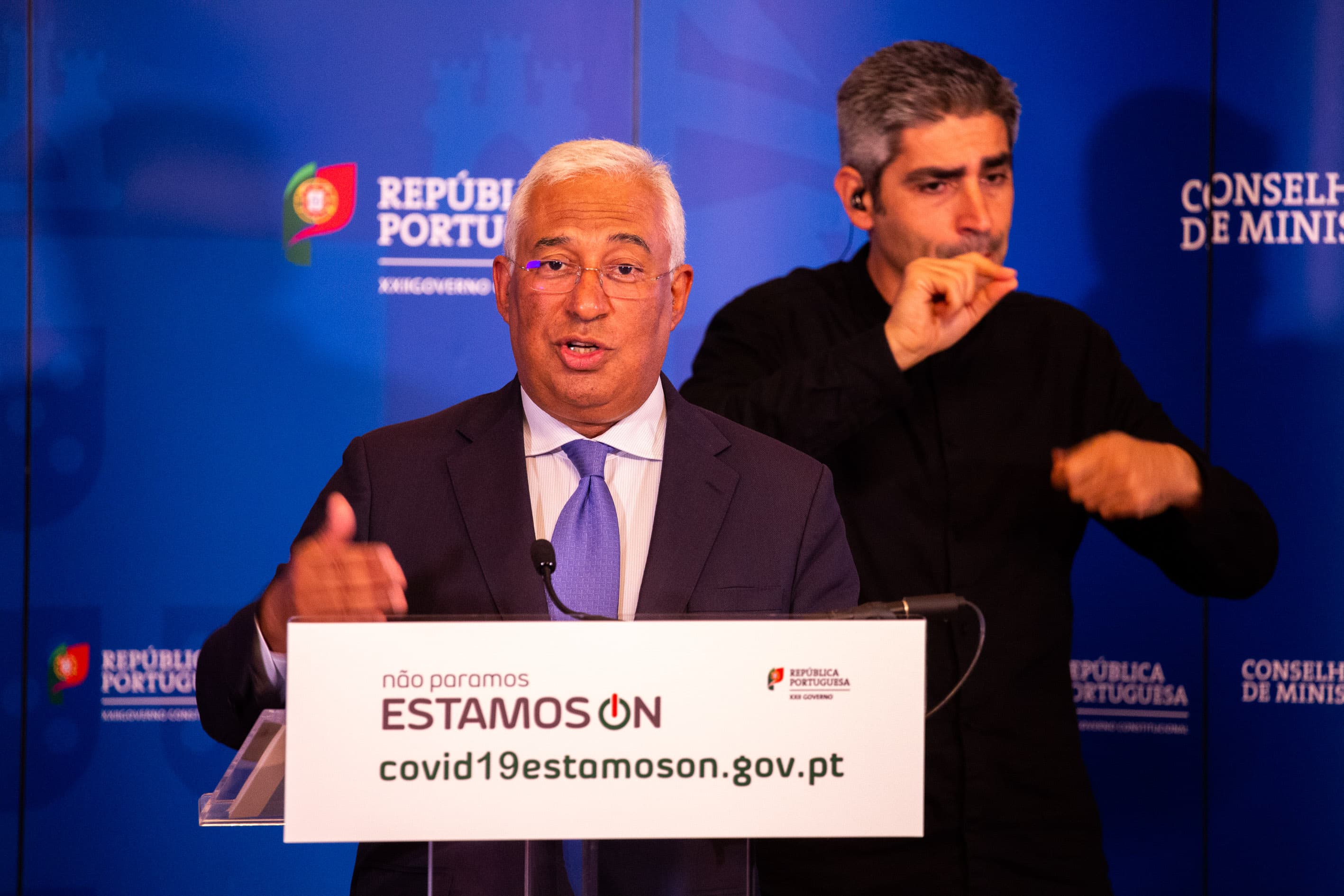 Primeiro-Ministro António Costa na conferência de imprensa após a reunião do Conselho de Ministros, Lisboa, 25 de junho de 2020 (Foto: João Bica)