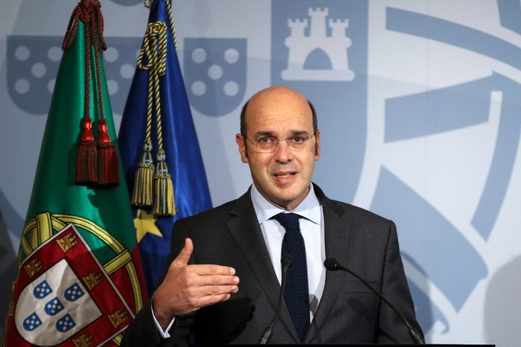 Ministro de Estado, da Economia e da Transição Digital, Pedro Siza Vieira, apresenta as novas medidas de apoio à economia, Lisboa, 5 novembro 2020 (foto: Manuel de Almeida/Lusa)
