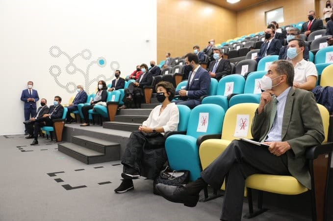 Ministro da Ciência, Tecnologia e Ensino Superior, Manuel Heitor, e Ministra da Agricultura, Maria do Céu Antunes, na apresentação da ELIO Tecnologia em Évora, 2 outubro 2020