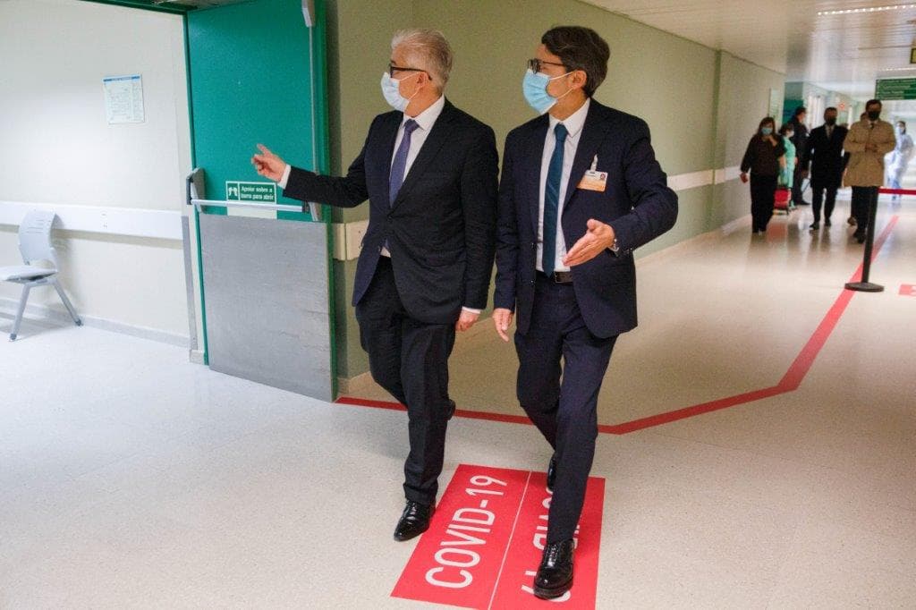 Secretário de Estado Adjunto e da Saúde, António Lacerda Sales, visita Hospital de Leiria, 14 dezembro 2020 (foto: Paulo Cunha/Lusa)