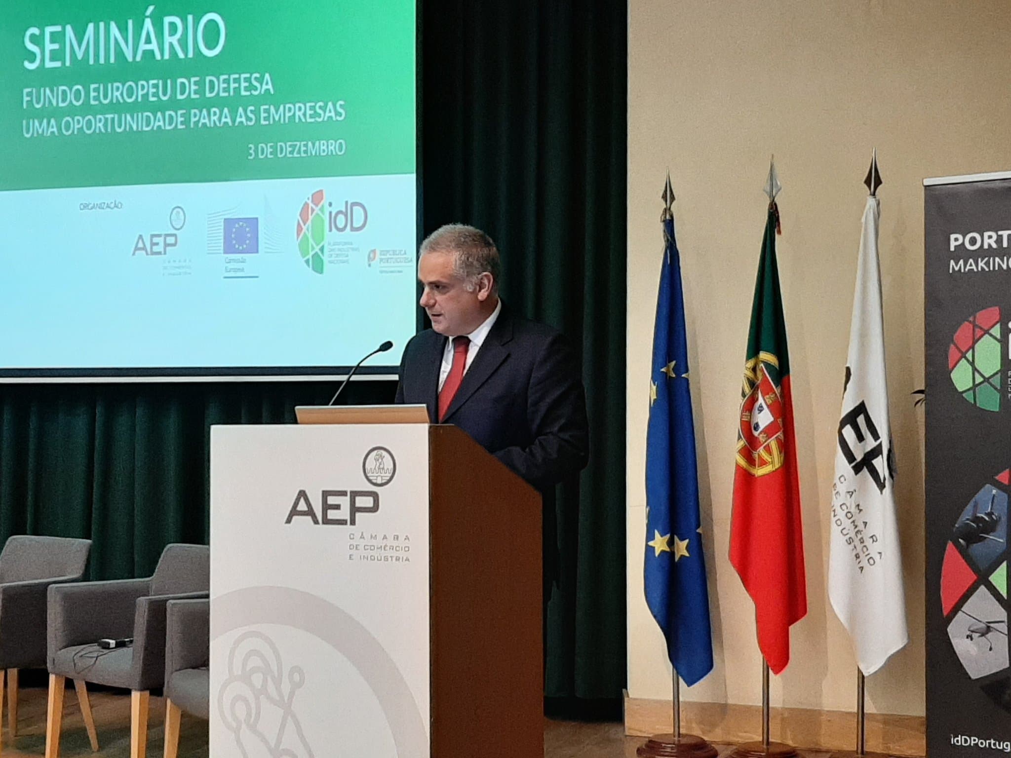 Secretário de Estado Adjunto e da Defesa Nacional, Jorge Seguro Sanches, na abertura de um seminário promovido pela Associação Empresarial de Portugal, Porto, 3 dezembro 2019