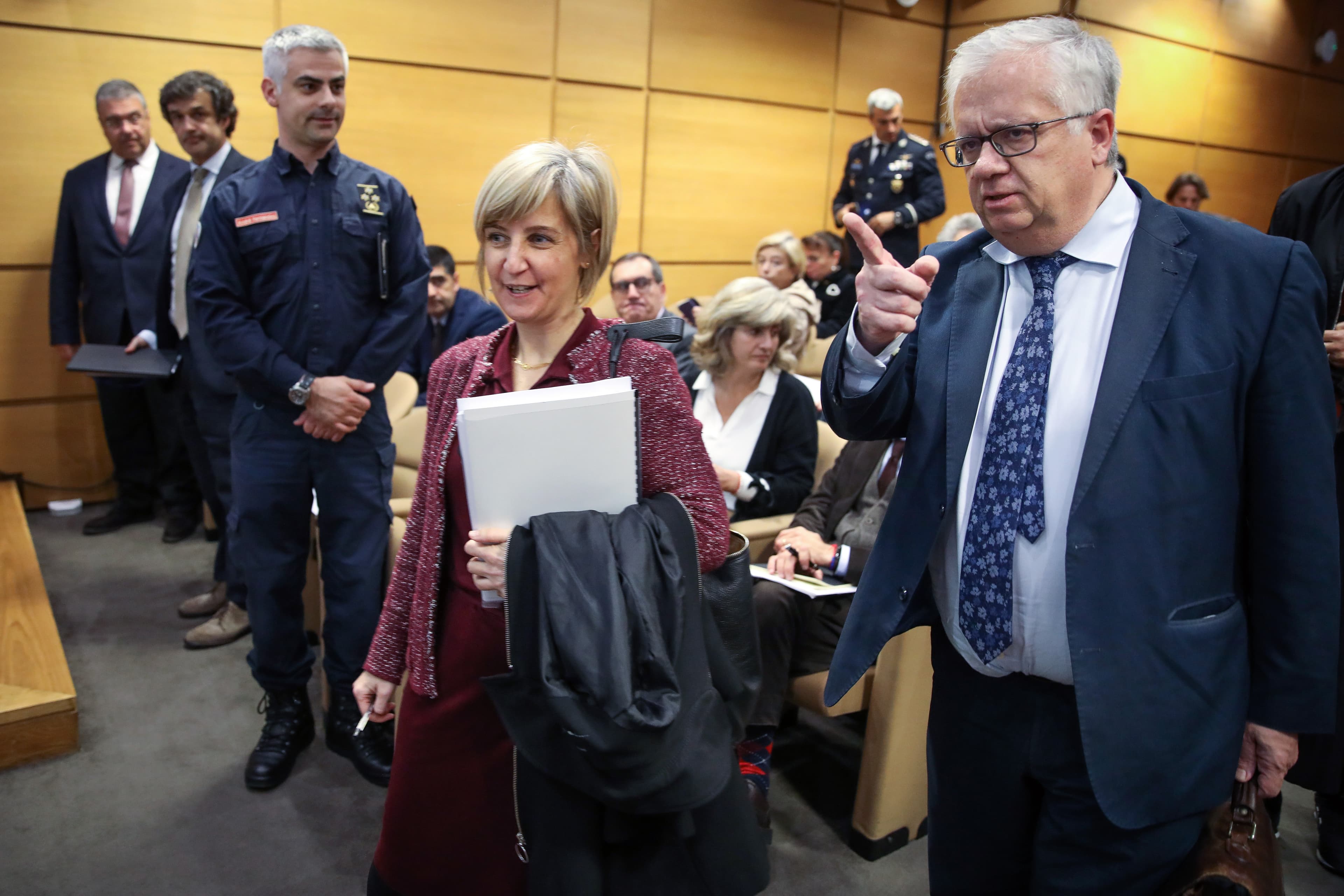 Ministro da Administração Interna, Eduardo Cabrita, e Ministra da Saúde, Marta Temido, na Comissão Nacional de Proteção Civil, Carnaxide, 09 março d2020. (Foto: André Kosters/LUSA)