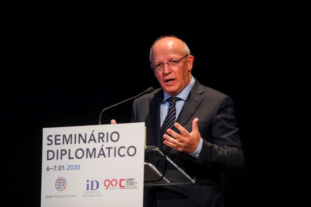 Ministro dos Negócios Estrangeiros, Santos Silva, discursa na abertura do Seminário Diplomático, Lisboa, 6 janeiro 2020 (Foto: José Sena Goulão/Lusa)
