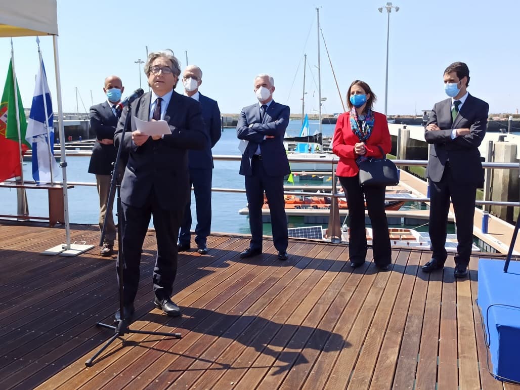 Ministro do Mar, Ricardo Serrão Santos, e Secretária de Estado das Pescas, Teresa Coelho, na inauguração do Polo Norte do Núcleo de Embarcações de recreio da Póvoa Varzim, Póvoa do Varzim, 1 maio 2021