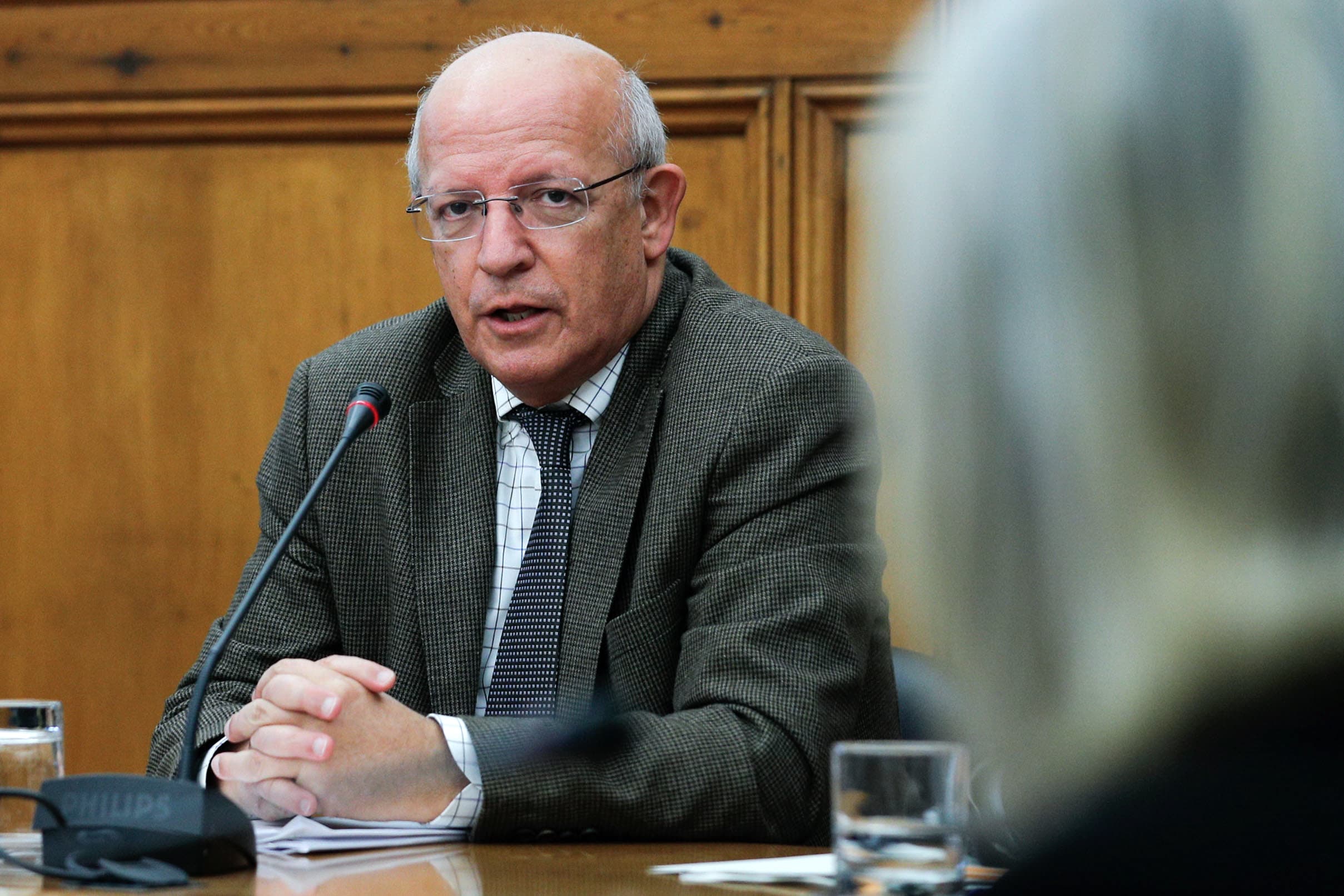 Ministro de Estado e dos Negócios Estrangeiros, Augusto Santos Silva, durante a Comissão de Negócios Estrangeiros e Comunidades Portuguesas na Assembleia da República, Lisboa, 3 março 2020 (Foto: António Cotrim/Lusa)