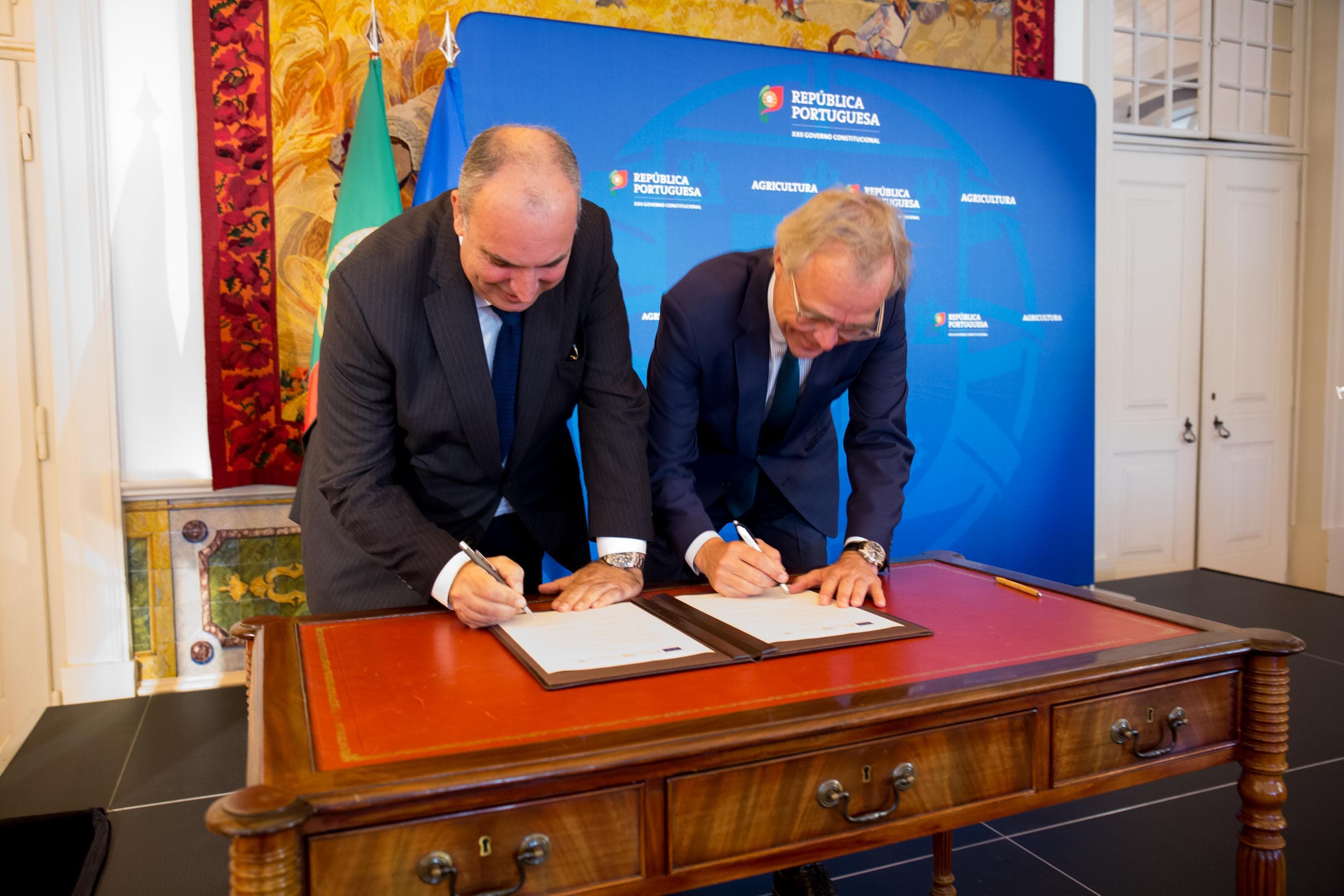 Assinatura da linha de crédito de 300 milhões de euros para a agricultura com o Banco Europeu de Investimento, Lisboa, 10 março 2020 (Foto: João Bica)