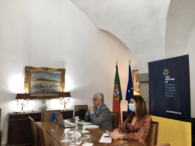 Ministro da Administração Interna, Eduardo Cabrita, e Secretária de Estado da Administração Interna, Patrícia Gaspar, durante a 46.ª Reunião de Diretores Gerais de Proteção Civil da União Europeia, 21 maio 2021