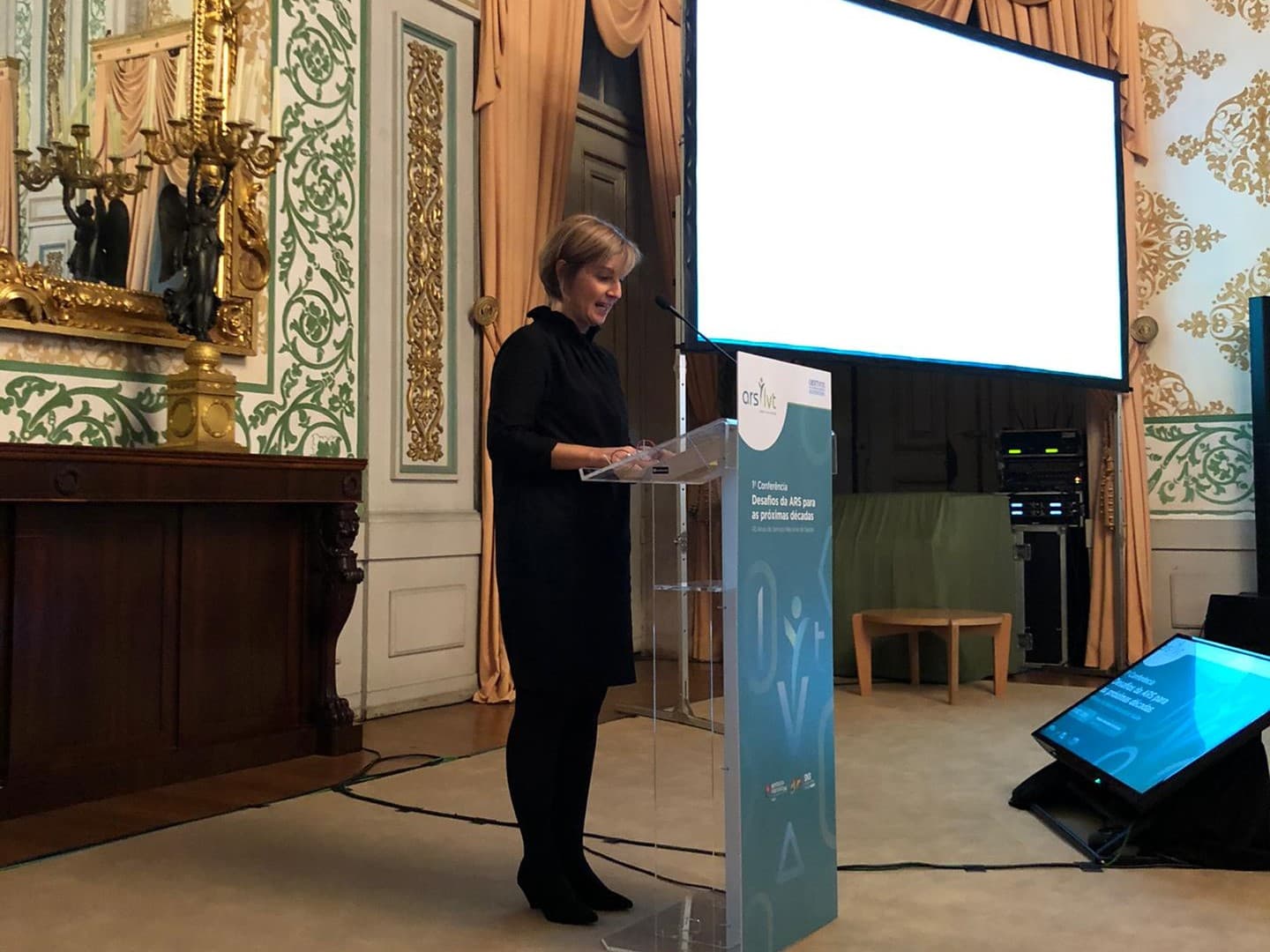 Ministra da Saúde, Marta Temido, na conferência «Desafios da Administração Regional de Saúde de Lisboa e Vale do Tejo para as próximas décadas», Lisboa, 3 dezembro 2019
