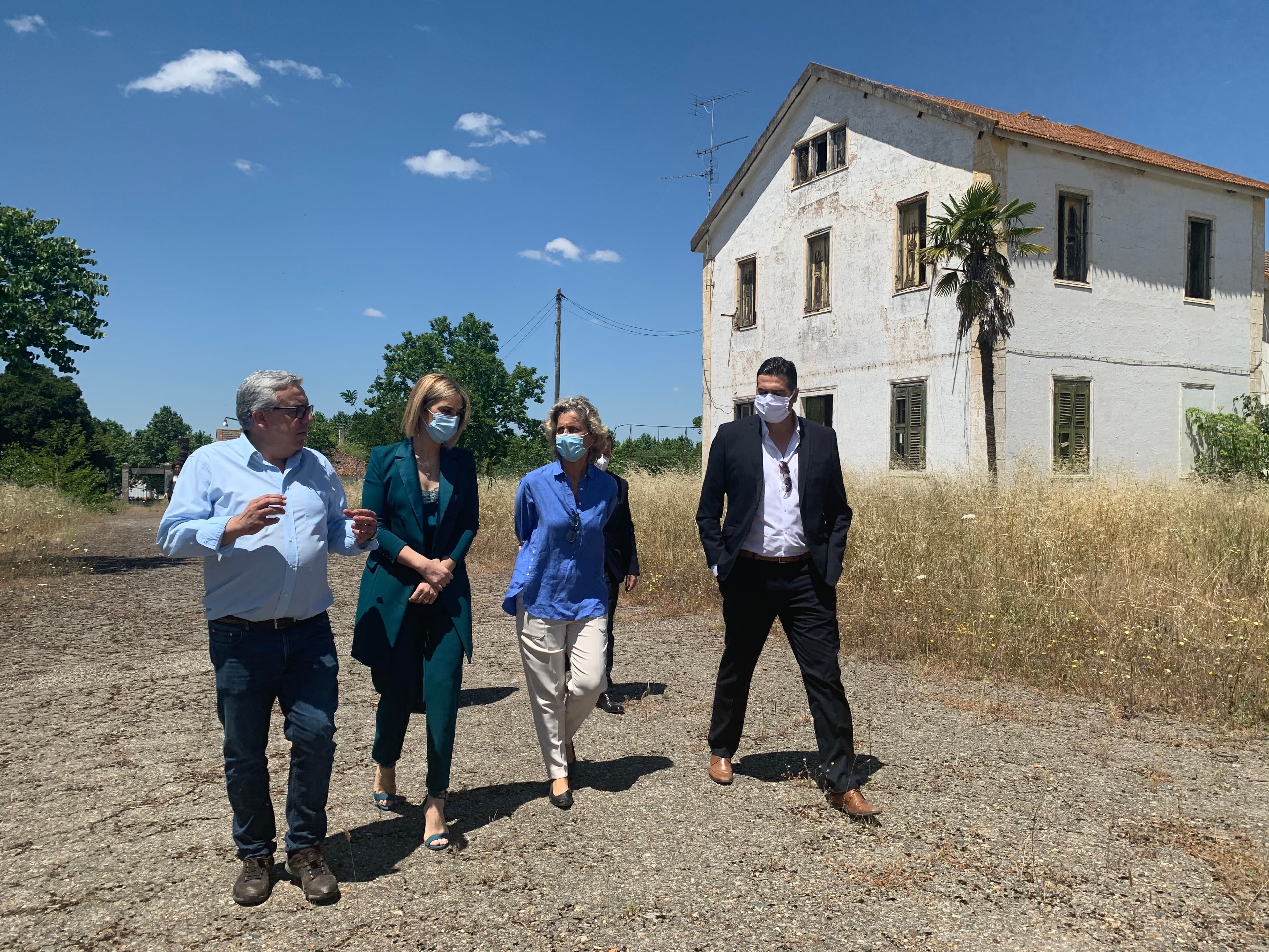 Ministra da Coesão Territorial, Ana Abrunhosa, e Secretários de Estado Carlos Miguel e Isabel Ferreira visitam um conjunto de obras que estão a ser feitas no município de Elvas, 8 junho 2020