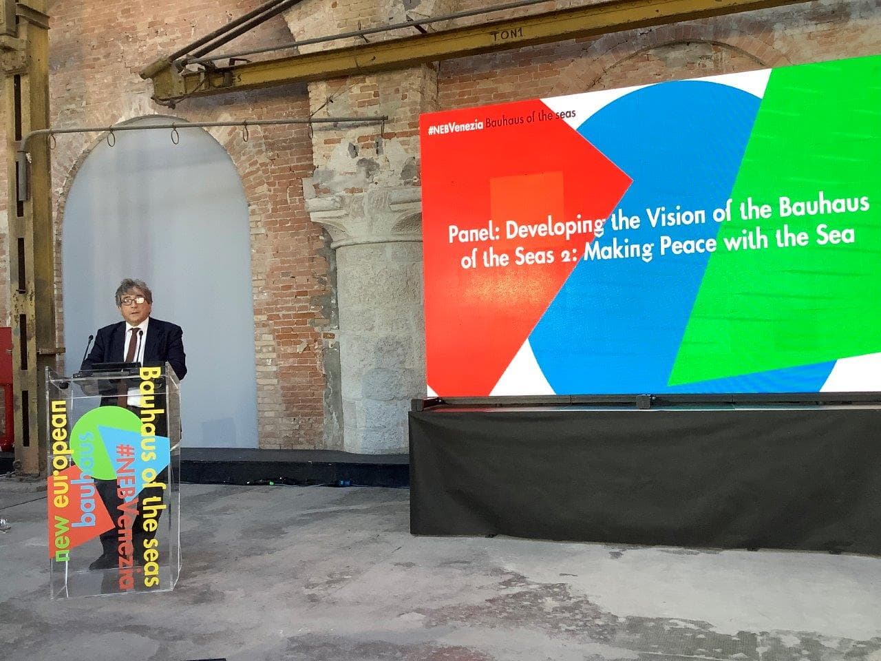 Ministro do Mar, Ricardo Serrão Santos, debateu papel da arte e da ciência na Conferência Bauhaus do Mar, Veneza, 21 setembro 2021