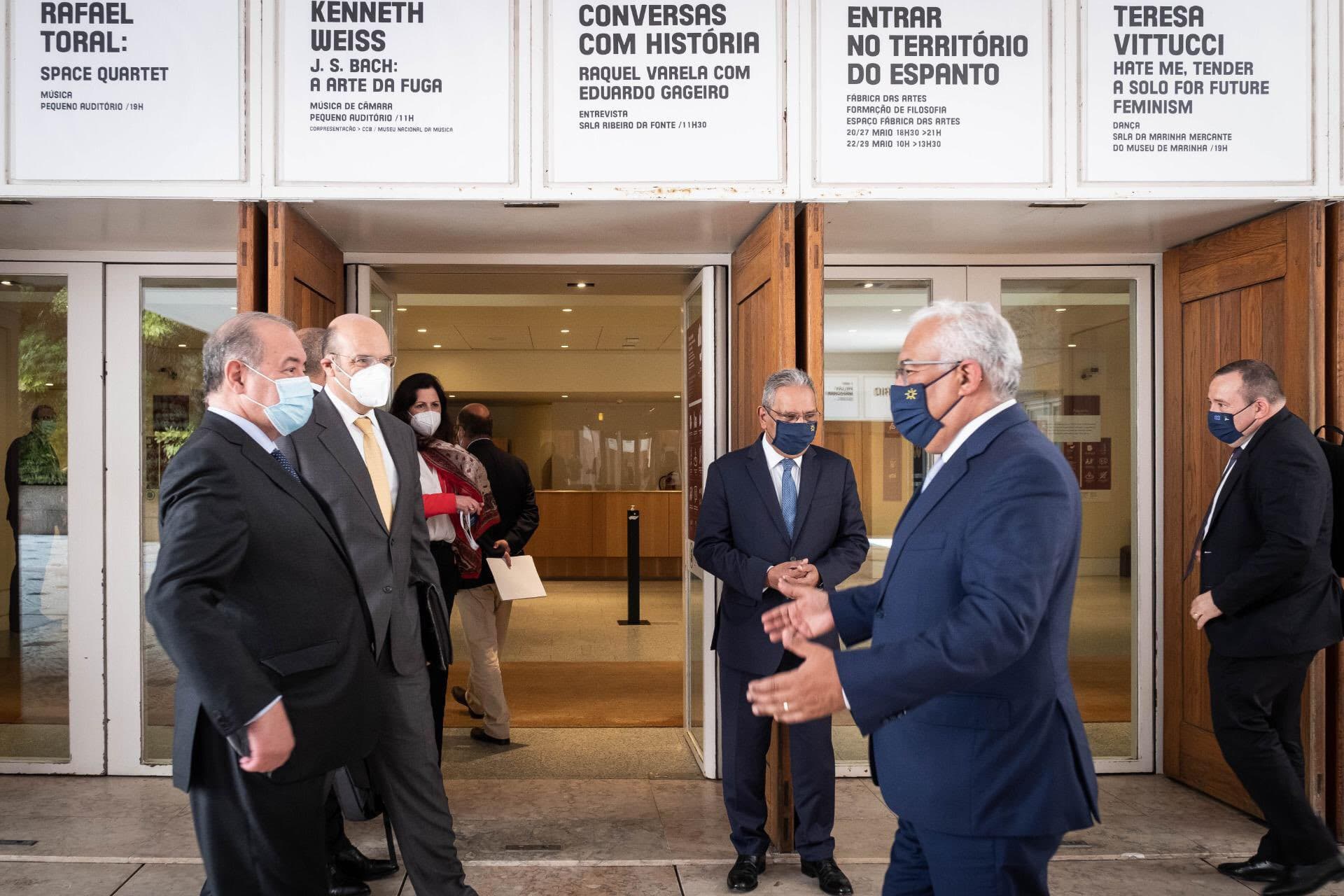 Primeiro-Ministro António Costa, Ministros Siza Vieira e Nelson de Souza e presidente da comissão de acompanhamento do PRR, António Costa e Silva, na apresentação da comissão, Lisboa, 20 maio 2021