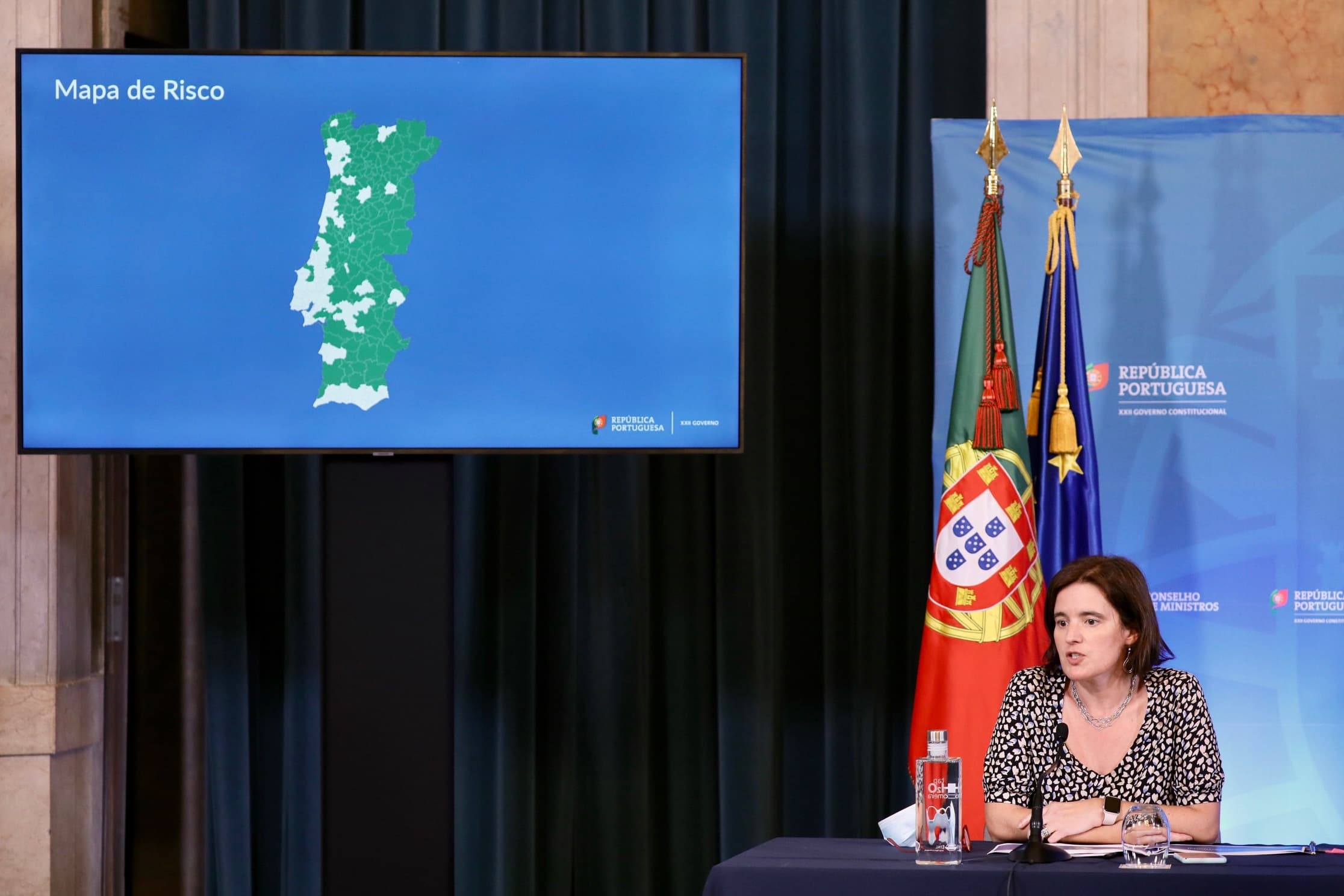 Ministra de Estado e da Presidência, Mariana Vieira da Silva, durante a conferência de imprensa após a reunião do Conselho de Ministros, Lisboa, 15 julho 2021 (Foto: João Bica)