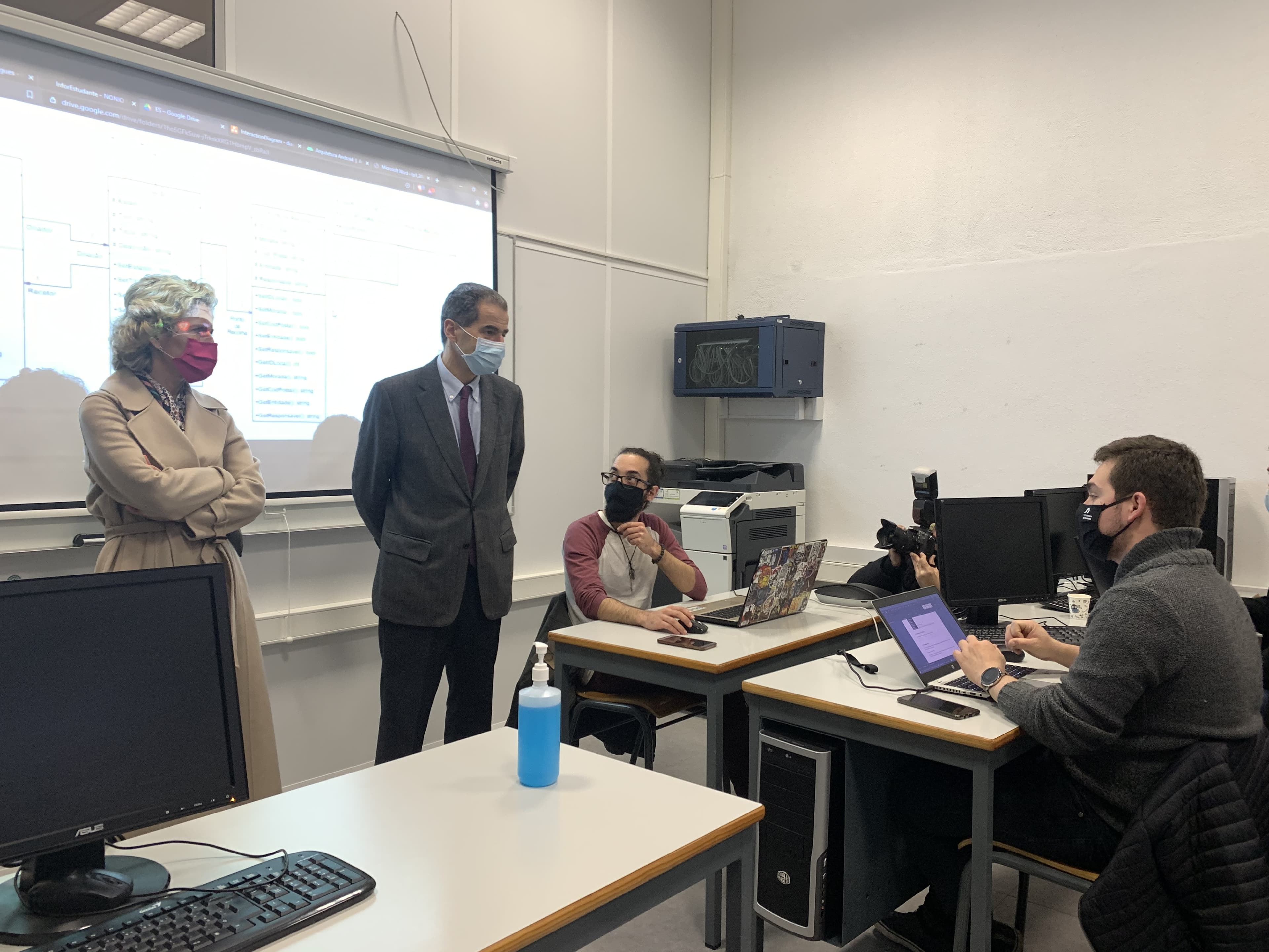Ministros da Ciência, Tecnologia e Ensino Superior, Manuel Heitor e da Coesão Territorial, Ana Abrunhosa, no Instituto Politécnico de Coimbra, Oliveira do Hospital, 11 dezembro 2020