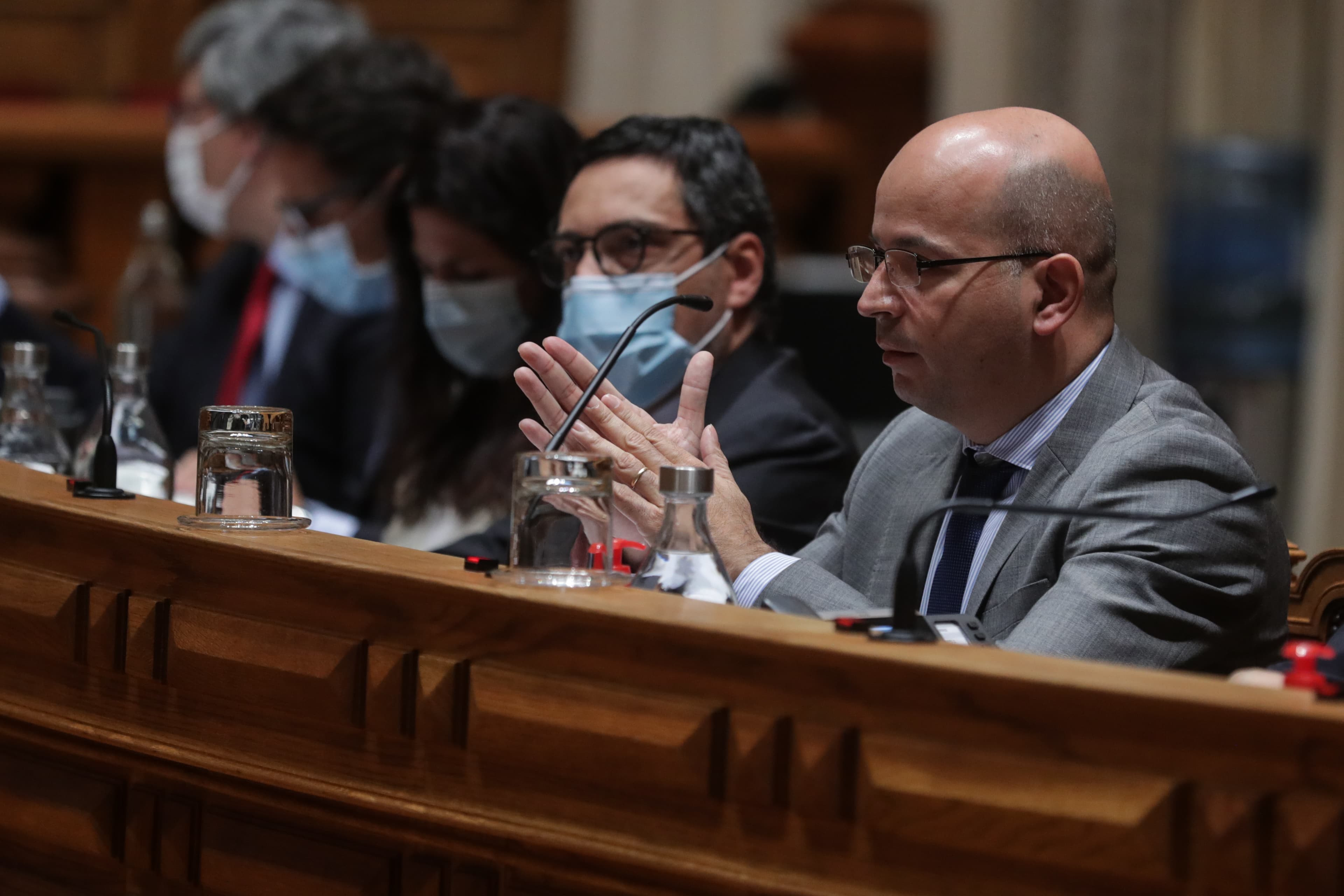 Ministro de Estado e das Finanças, João Leão, na comissão de Orçamento e Finanças na Assembleia da República, Lisboa, 12 novembro 2020 (Foto: Tiago Petinga/Lusa)