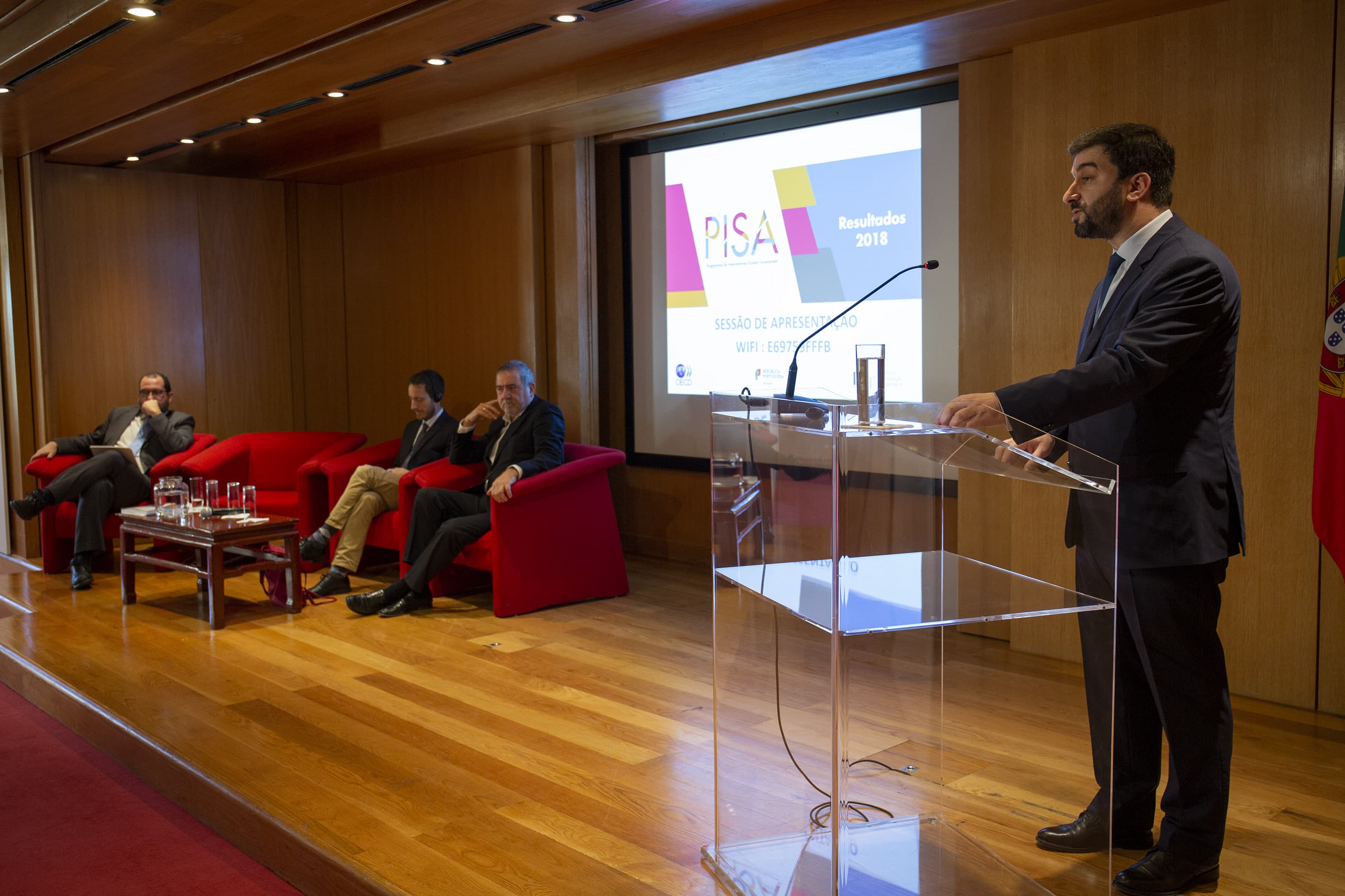 Ministro da Educação, Tiago Brandão Rodrigues, na apresentação dos resultados do PISA, Lisboa, 3 dezembro 2019 ( Foto: João Bica)