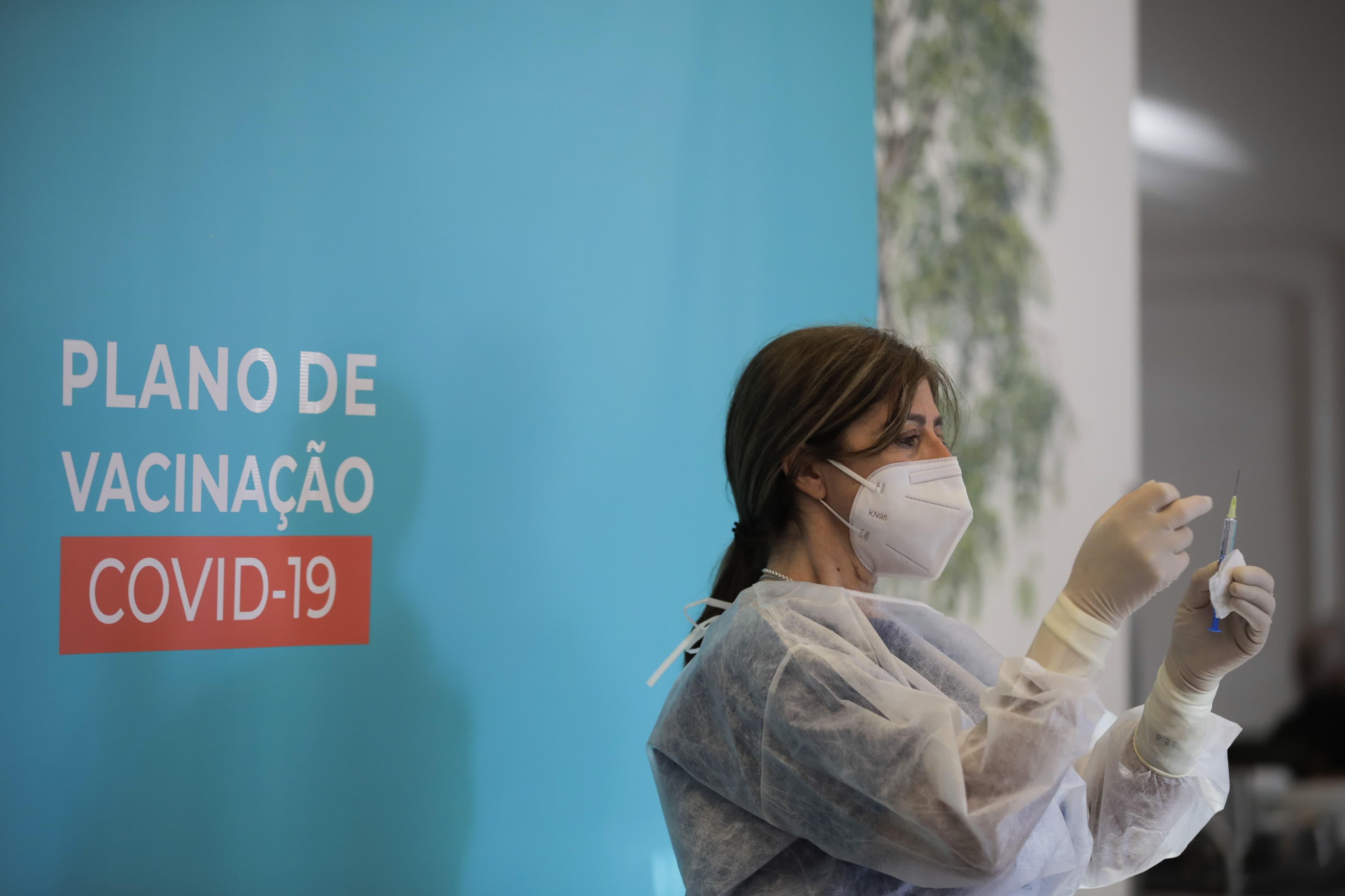 Portugal inicia processo de vacinação nos lares, Mação, 4 janeiro 2021 (Foto: Paulo Cunha/Lusa)
