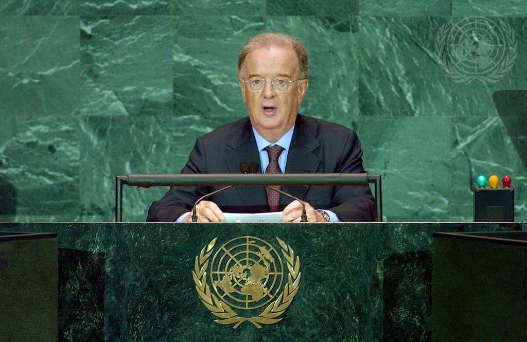 Presidente da República, Jorge Sampaio, discursando na Assembleia Geral das Nações Unidas, Nova Iorque, 16 de setembro de 2005