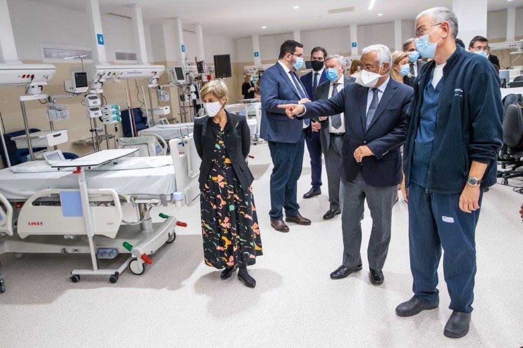 Primeiro-Ministro António Costa e Ministra da Saúde, Marta Temido, inauguram a nova unidade de cuidados intensivos do Hospital Amadora-Sintra, 30 dezembro 2020 (foto José Sena Goulão/Lusa)