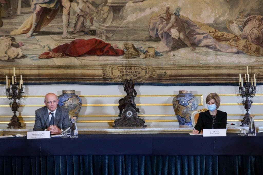 Ministro de Estado e dos Negócios Estrangeiros, Santos Silva, e Ministra da Saúde, Marte Temido, apresentam balanço intercalar do Plano de resposta à pandemia Covid-19 em países lusófonos, Lisboa 24 fevereiro 2021 (foto: Miguel A. Lopes/Lusa)