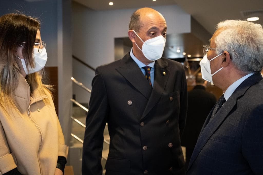 Primeiro-Ministro António Costa com membros da comunidade portuguesa e lusodescendente de Andorra, 20 abril 2021 (foto: Clara Azavedo)