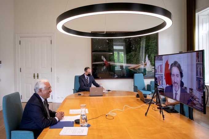 Primeiro-Ministro António Costa e Primeiro-Ministro do Canadá, Justin Trudeau, gravam conversa para a comemoração virtual do Mês da Herança Cultural Portuguesa no Canadá, 2 julho 2021 (foto: Paulo Vaz Henriques)