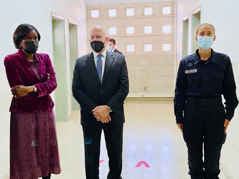 Ministra da Justiça, Francisca Van Dunem, na abertura do Curso de Formação Inicial da Carreira de Guarda Prisional, na cadeia de Caxias, Oeiras, 2 março 2021