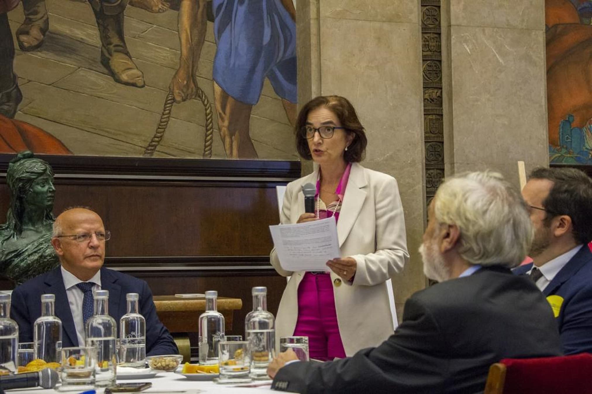 Ministra da Ciência, Tecnologia e Ensino Superior, Elvira Fortunato, na 20ª edição do Café de Ciência na Assembleia da República, Lisboa, 19 outubro 2022
