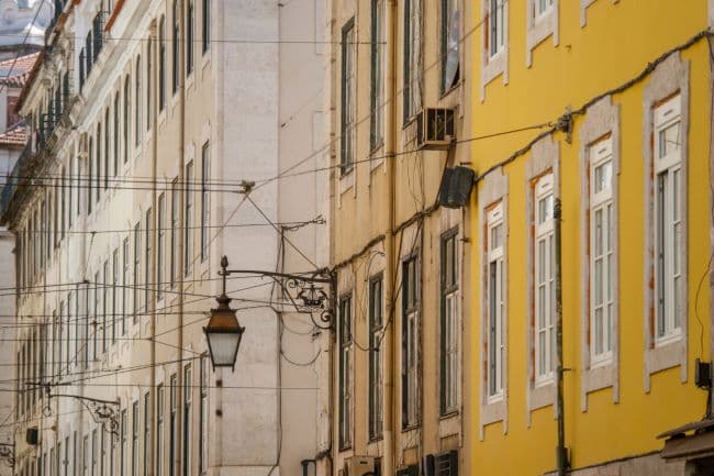 Programa Vale Eficiência prevê até três vales por beneficiário, no valor máximo de 3900 euros