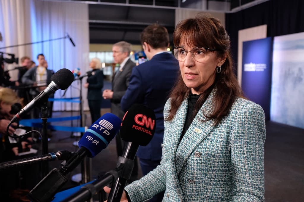 Ministra da Defesa Nacional, Helena Carreiras, numa declaração à comunicação social após reunião informal dos ministros da Defesa da União Europeia, Estocolmo, Suécia, 8 março 2023
