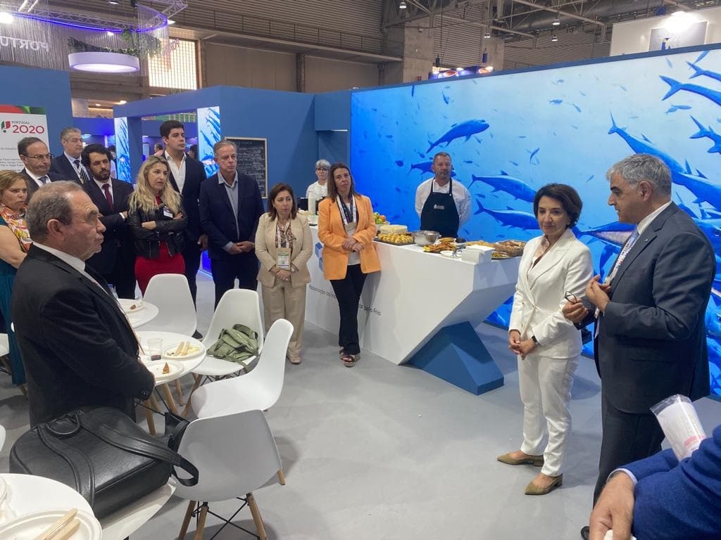 Ministra da Agricultura e da Alimentação, Maria do Céu Antunes, acompanhada pela Secretária de Estado das Pescas, Teresa Coelho, na 29.ª Seafood Expo Global 2023, Barcelona, Espanha, 26 abril 2023