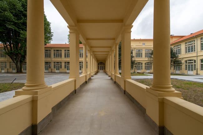 A ESAH é uma das mais de 200 escolas requalificadas no âmbito do PT2020, em conjunto com as autarquias