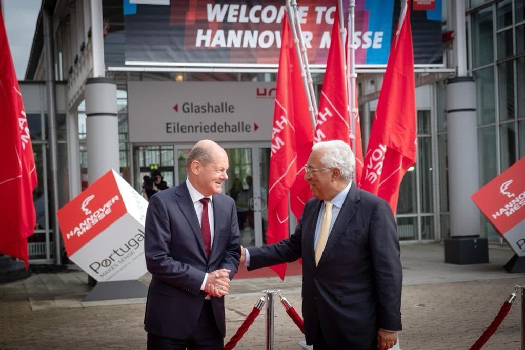 Primeiro-Ministro António Costa e Chanceler alemão Olaf Scholz à entrada da Hannover Messe, 30 maio 2022
