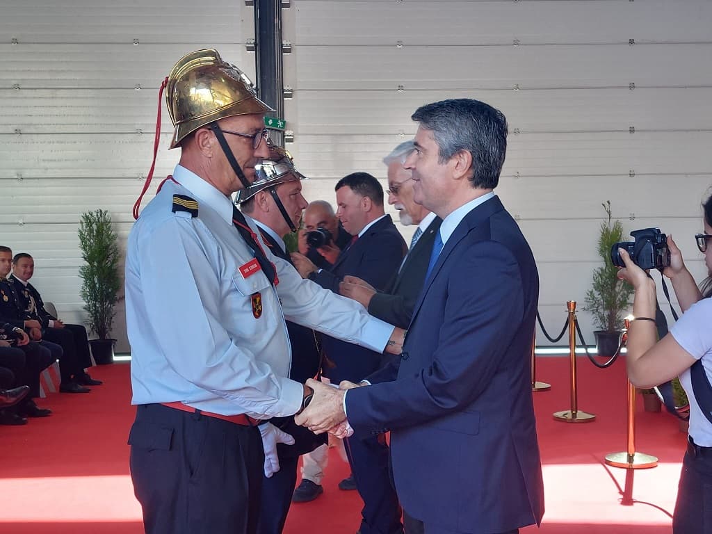 Ministro da Administração Interna, José Luís Carneiro, na sessão solene comemorativa do 100º aniversário da Associação Humanitária dos Bombeiros Voluntários da Areosa-Rio Tinto, Gondomar, 25 setembro 2022