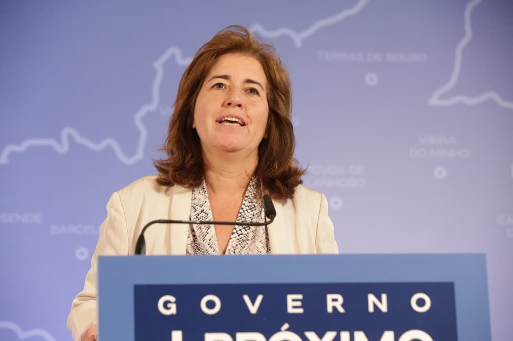 Ministra do Trabalho, Solidariedade e Segurança Social, Ana Mendes Godinho, na conferência de imprensa após o Conselho de Ministros, Braga, 4 maio 2023 (Foto: João Bica)