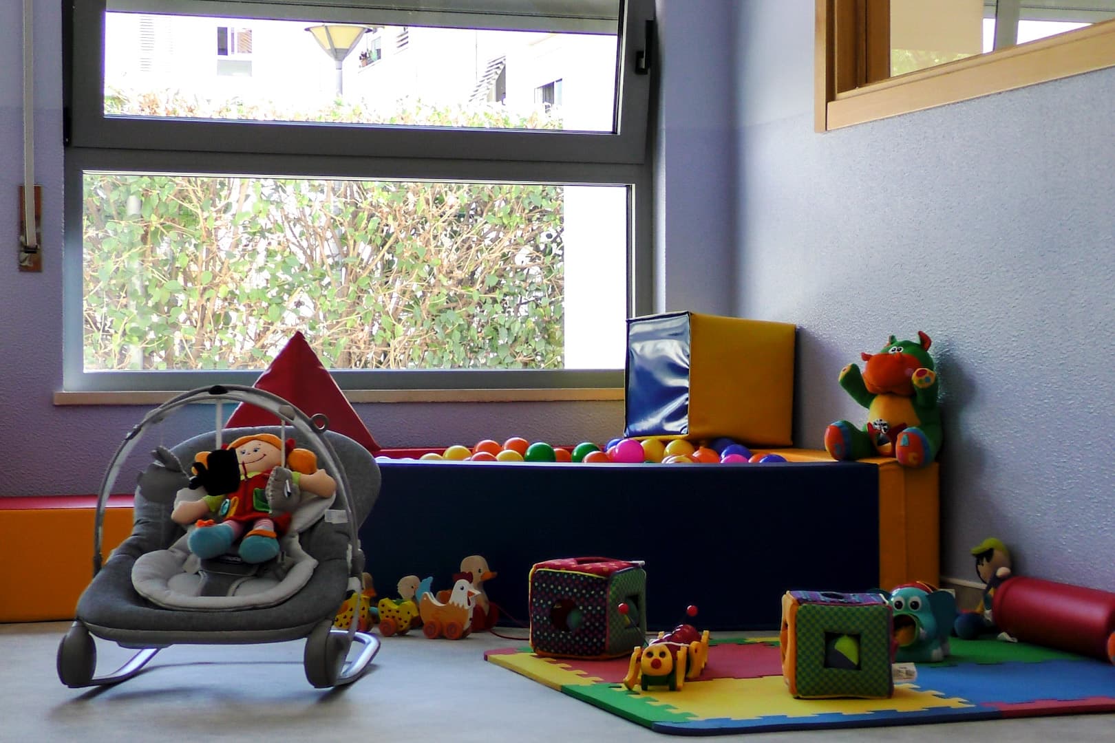 O programa Creche Feliz abrange as crianças nascidas depois do dia 1 de setembro de 2021, além das crianças de famílias que estão no 1.º e 2.º escalões de rendimentos