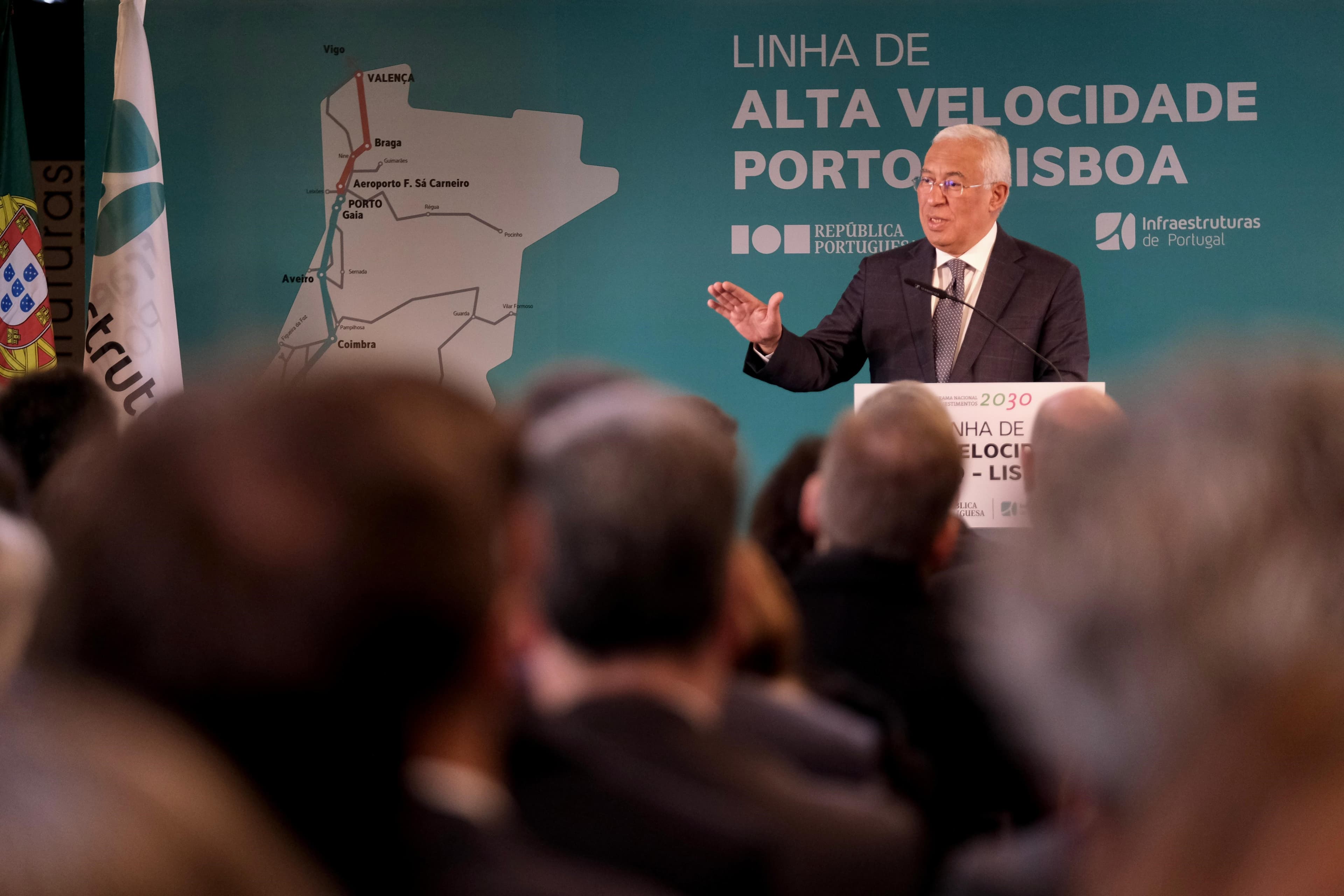 António Costa no lançamento do concurso internacional para o primeiro troço da linha de Alta Velocidade (Foto: Diana Quintela)