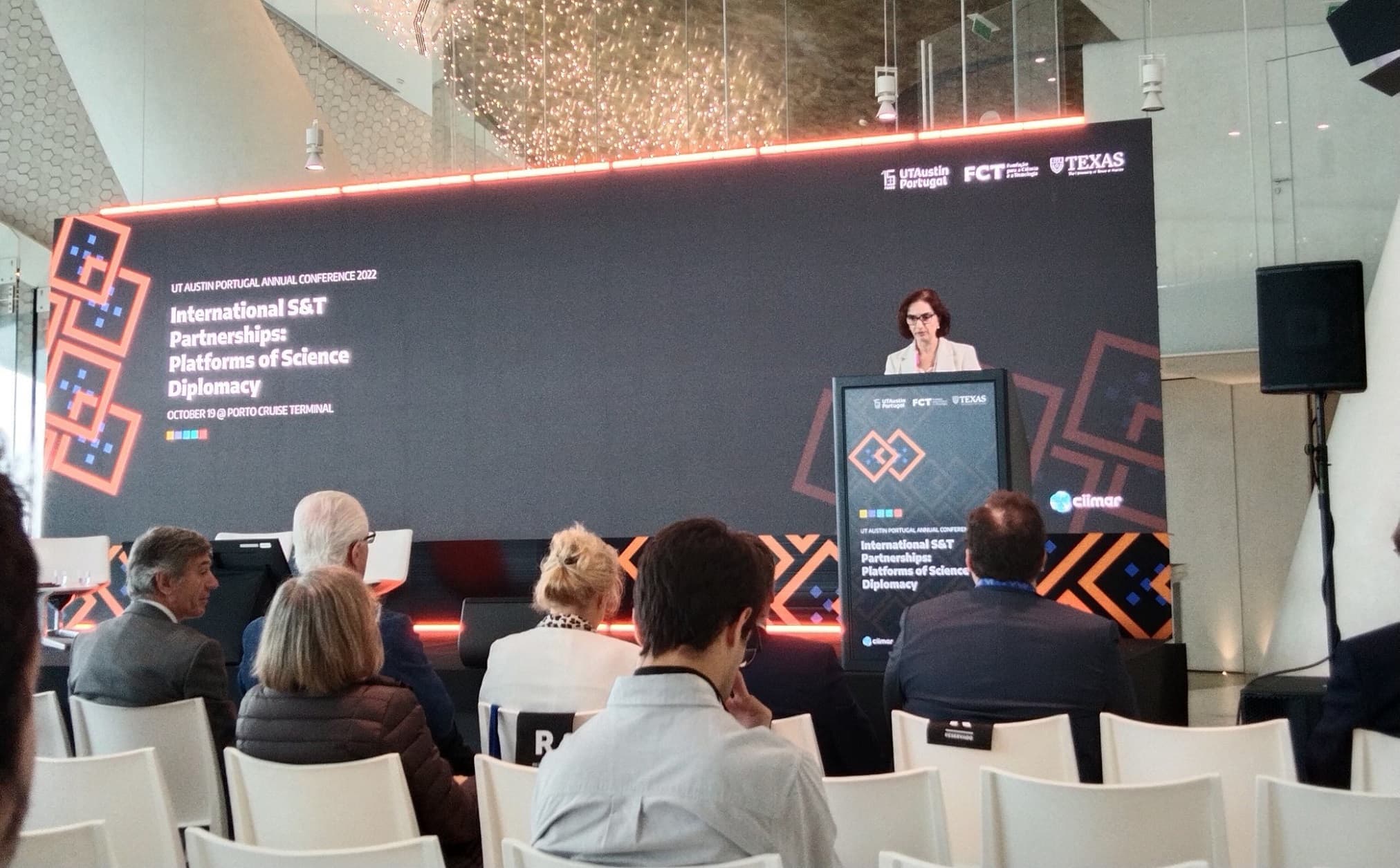 Ministra da Ciência, Tecnologia e Ensino Superior, Elvira Fortunato, participa na conferência anual do Programa UT Austin Portugal, Porto, 19 outubro 2022