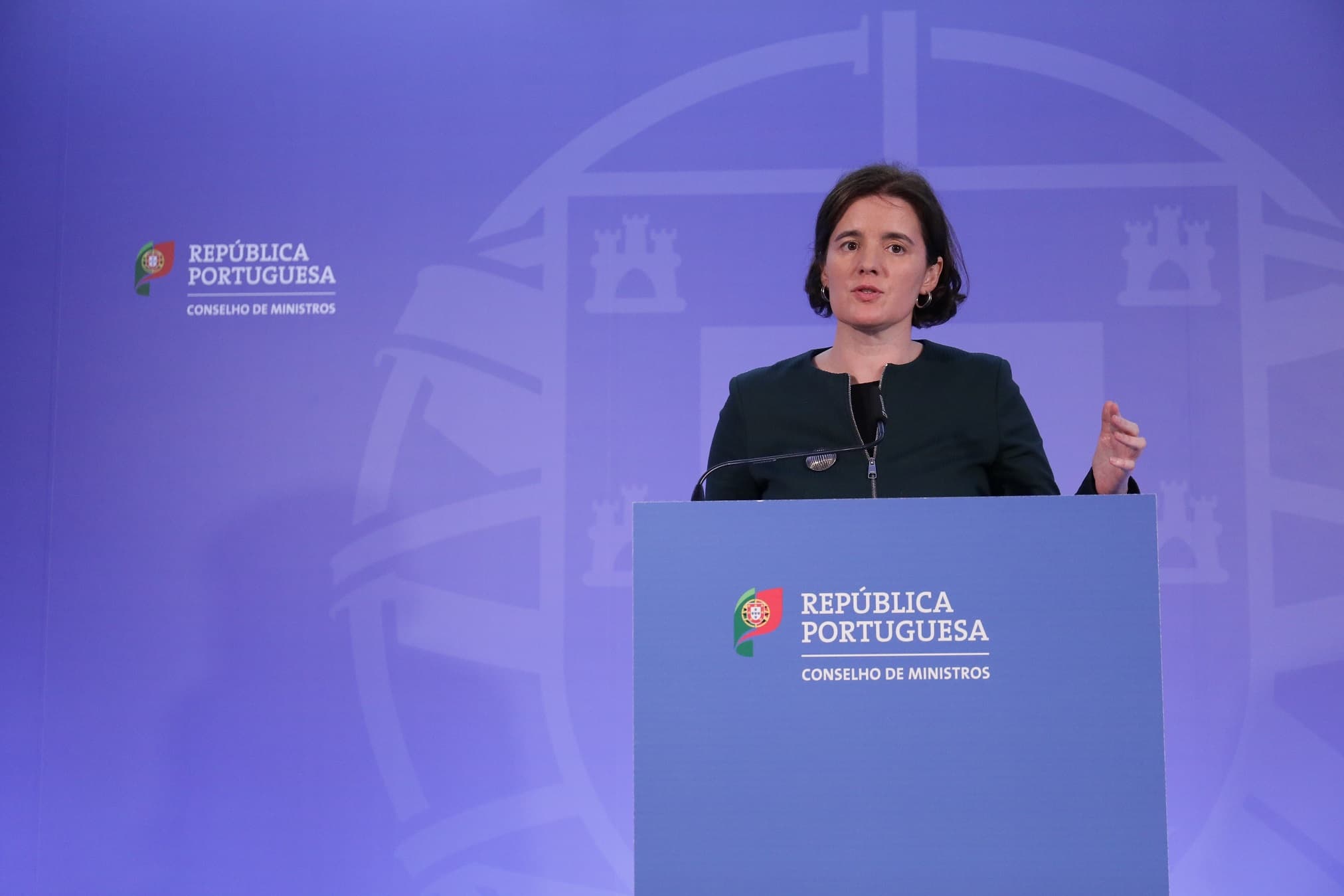 Ministra da Presidência, Mariana Vieira da Silva, em conferência de imprensa após Conselho de Ministros, Lisboa, 24 novembro 2022 (foto: João Bica)