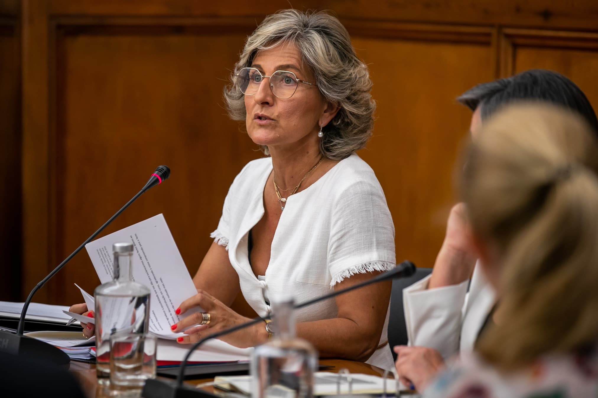 Ministra da Coesão Territorial, Ana Abrunhosa, foi ouvida no Parlamento sobre o processo de descentralização de competências para as autarquias, Lisboa, 19 julho 2022 (foto: José Goulão / Lusa)