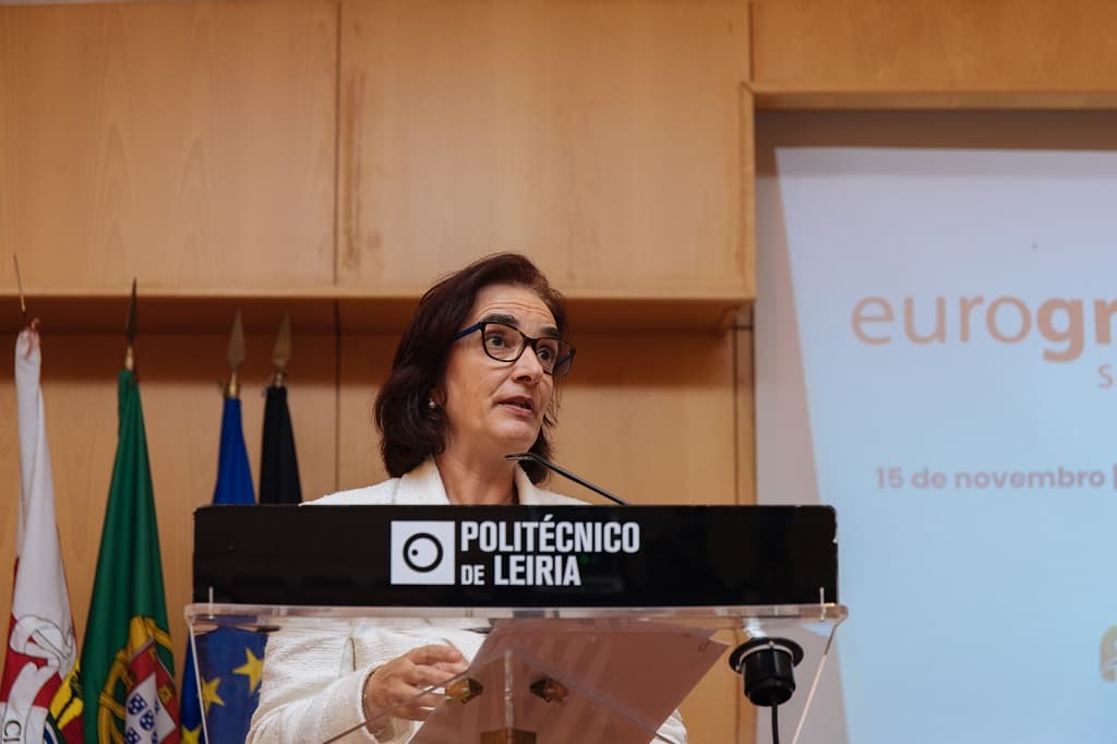 Ministra da Ciência, Tecnologia e Ensino Superior, Elvira Fortunato, no lançamento do Graduate Tracking Portugal, Leiria, 15 novembro 2022