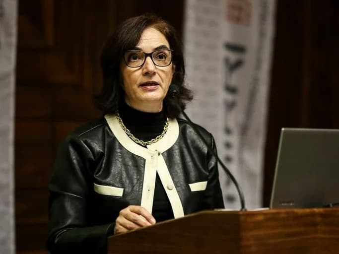 Ministra da Ciência, Tecnologia e Ensino Superior, Elvira Fortunato, na inauguração da sede da Infraestrutura de Investigação em Recursos Microbianos da União Europeia, Braga 14 dezembro 2022