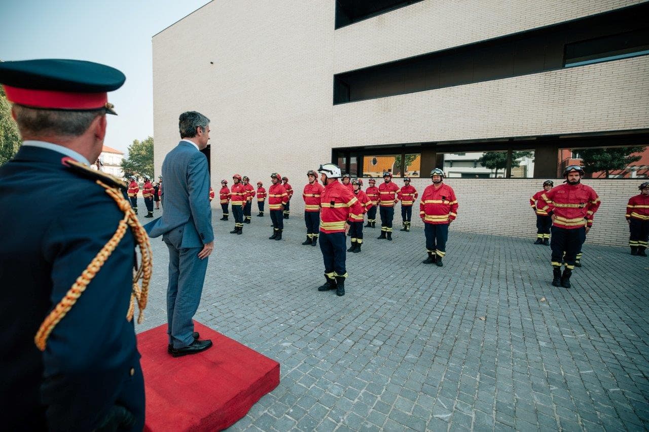 Ministro da Administração Interna, José Luís Carneiro, na homenagem promovida pela Câmara à Associação Humanitária dos Bombeiros Voluntários do Peso da Régua, 14 agosto 2022 (Foto: CM Peso da Régua)
